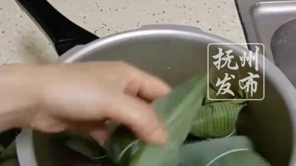 新澳2025今晚开奖结果和高压锅煮粽子爆炸与高压锅煮粽子爆炸是怎么回事