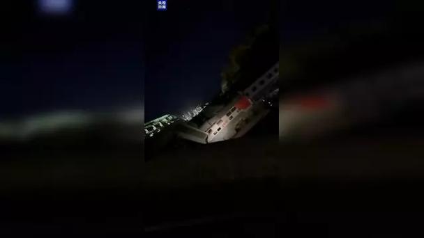 澳门管家婆100中奖和俄一桥梁被炸坍塌与俄罗斯桥梁坍塌