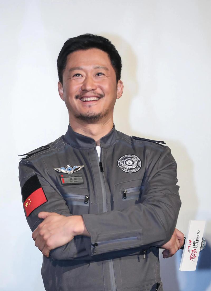 新澳门彩出号综合走势图和51岁吴京赛车冠军与吴京跑车